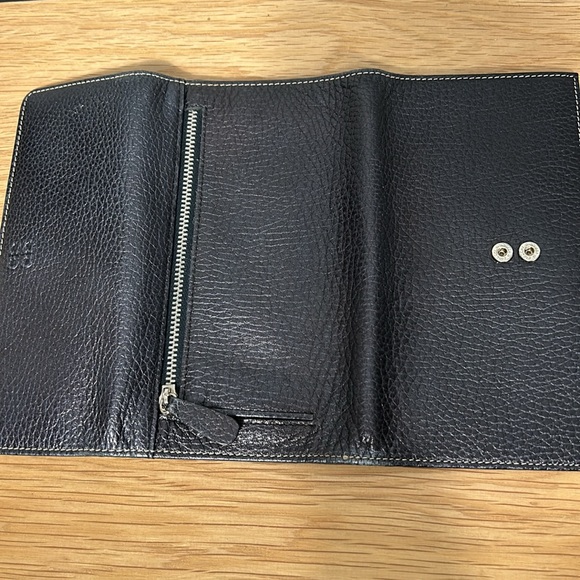 Bosca Pebble Leather Functional Wallet - gently used - Picture 9 of 16